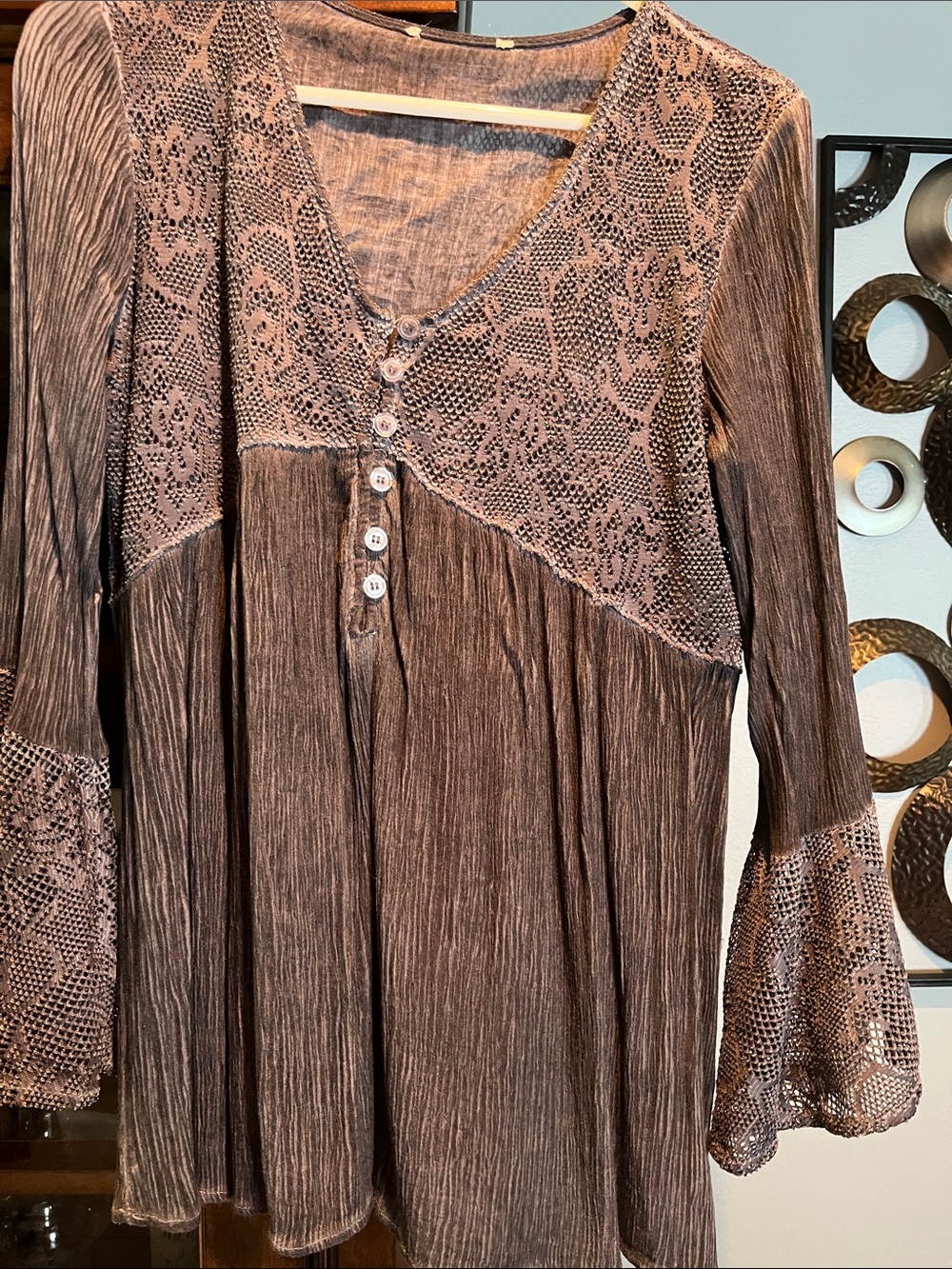 Indigo Threads Company- No Tag. Grayish Crinkle Lace-Trim Peasant Blouse